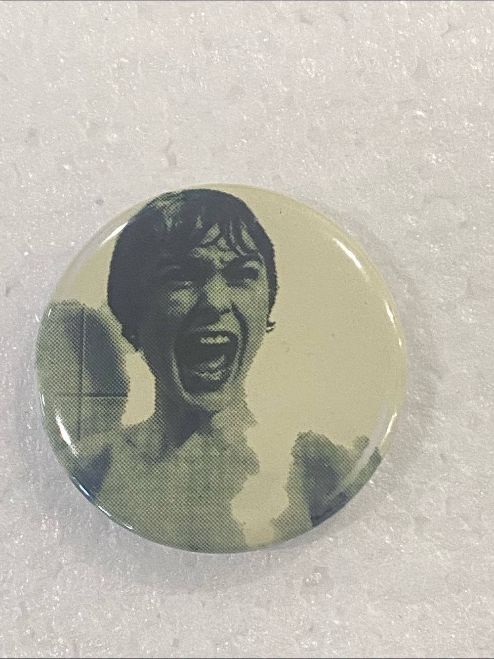 Psycho Collectible Shower Scene Button Pin - Green/Off-White